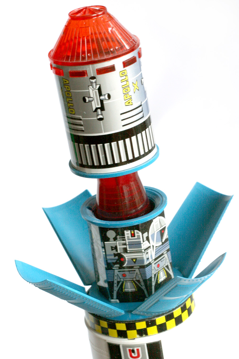 Illustration for article titled 17 Cosmic Toys From The Age Of The Space Race